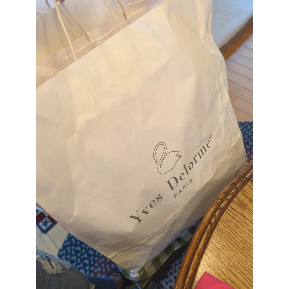 NWT Iosis Discontinued Yves‎ Delorme Decorative Pillow IMAGINE Pink Very Soft